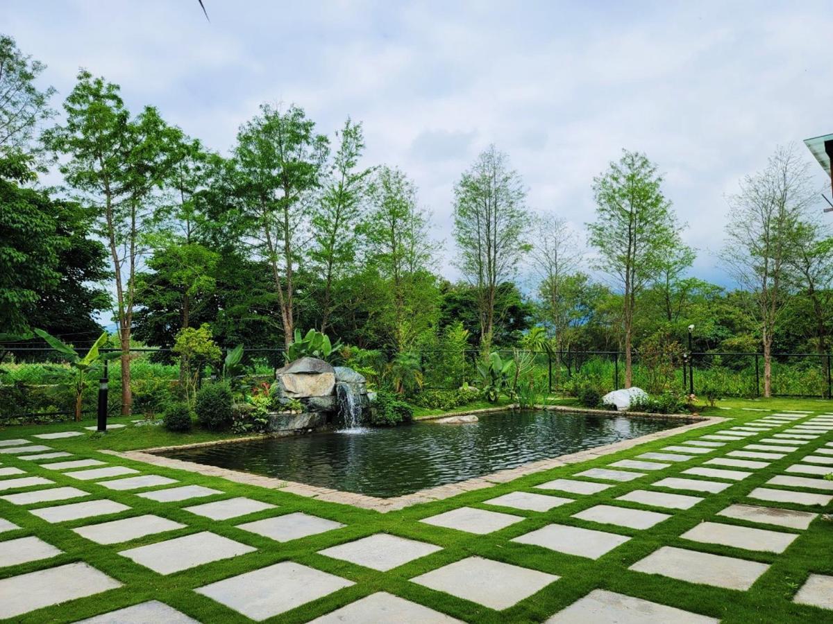 山花映水紅莊園民宿 Apartment Yuemei Екстериор снимка